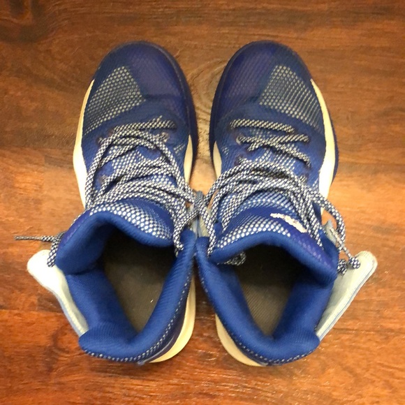 Fairly new basketball shoes, Size 7 men’s - Picture 6 of 6